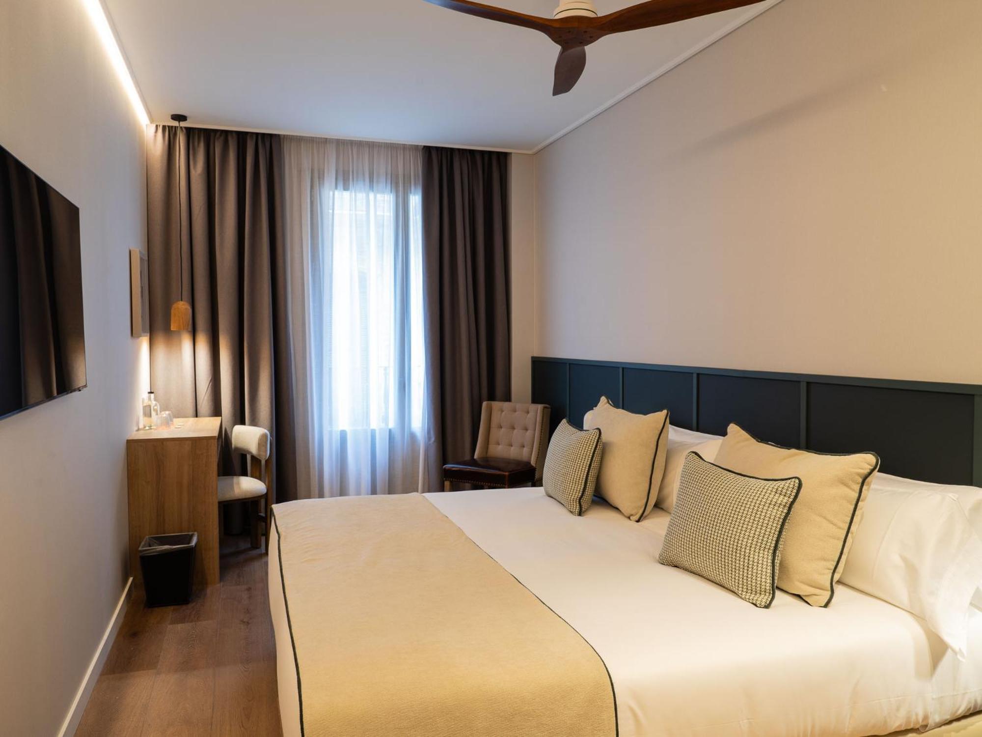 Hotel Well And Come مالقة المظهر الخارجي الصورة