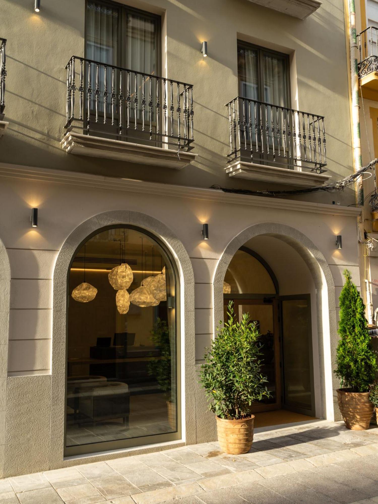 Hotel Well And Come مالقة المظهر الخارجي الصورة