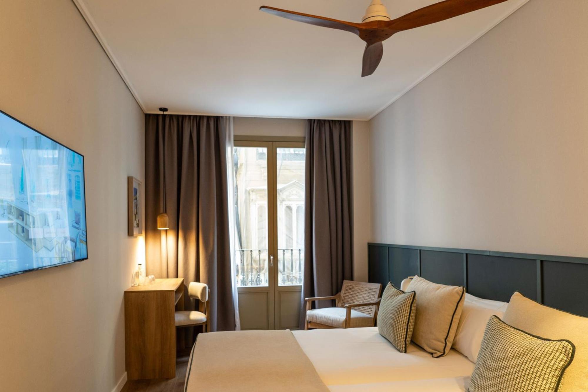 Hotel Well And Come مالقة المظهر الخارجي الصورة