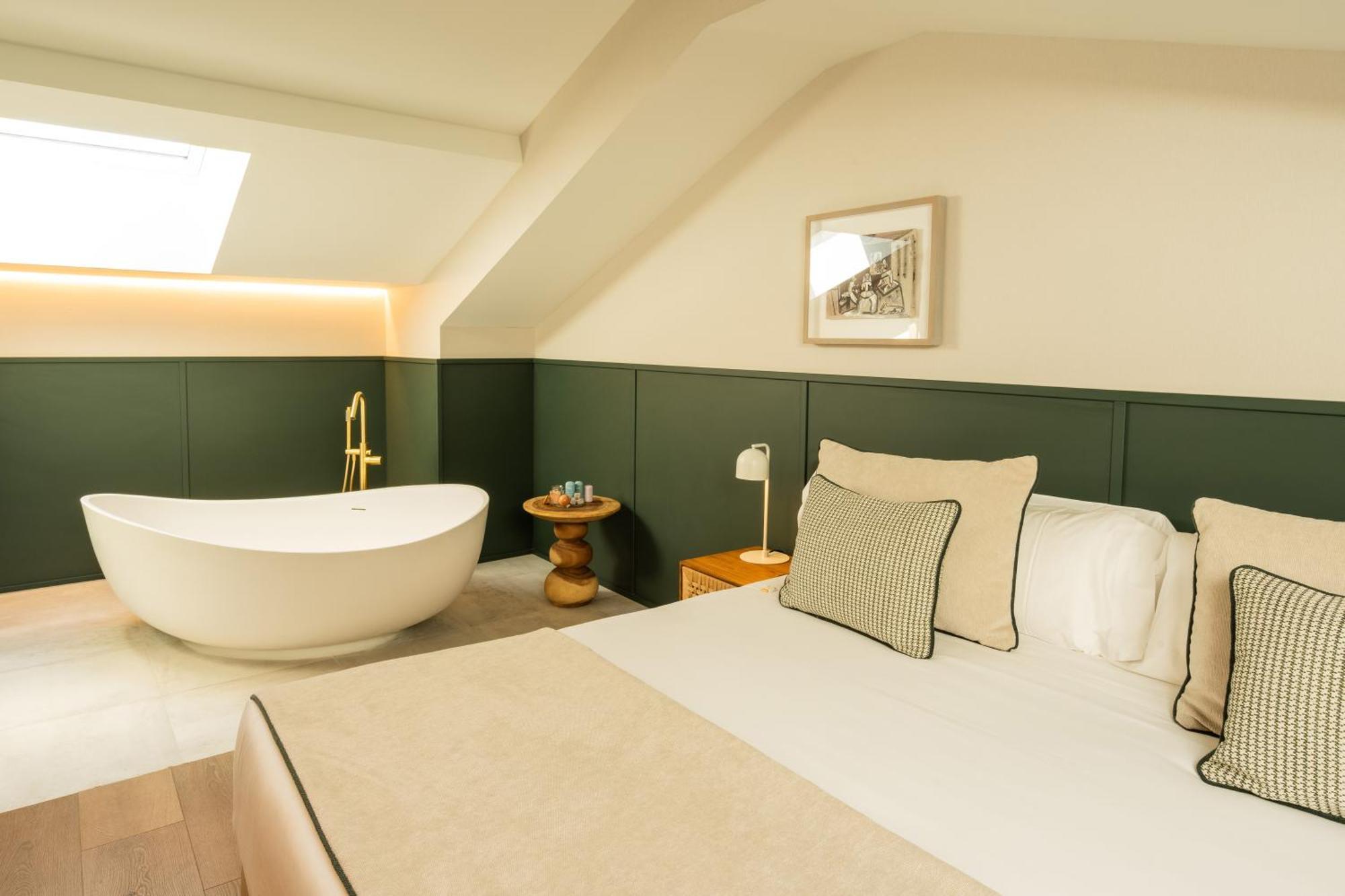 Hotel Well And Come مالقة المظهر الخارجي الصورة