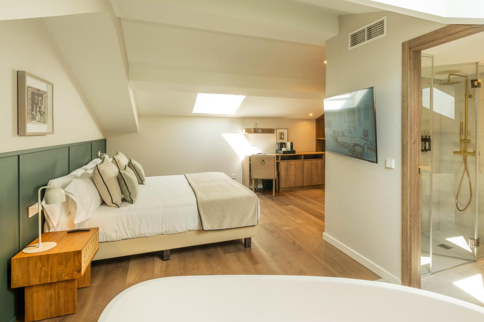 Hotel Well And Come مالقة المظهر الخارجي الصورة